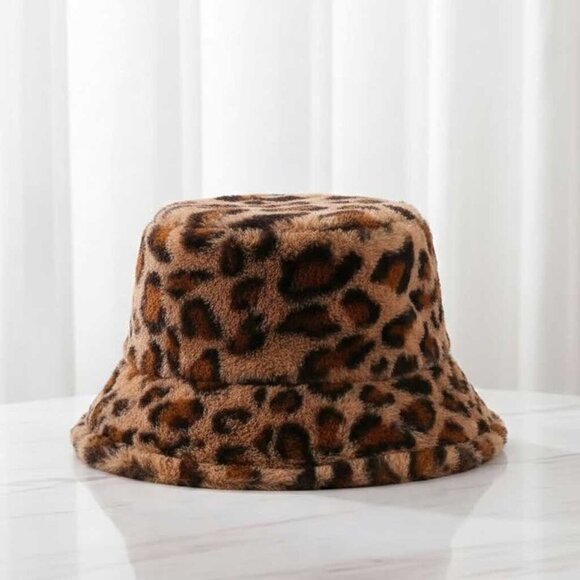 Elizabeth Besich Accessories - Ladies Fuzzy Leopard Print Bucket Hat